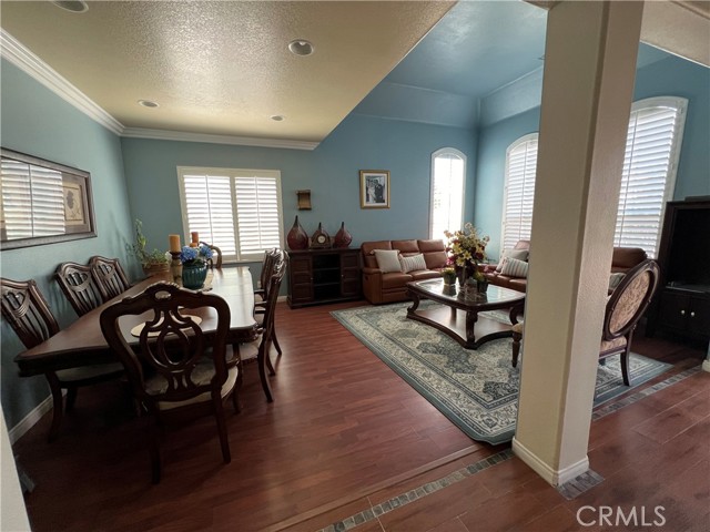 Detail Gallery Image 6 of 33 For 4900 Summerbreeze, Palmdale,  CA 93552 - 5 Beds | 4 Baths