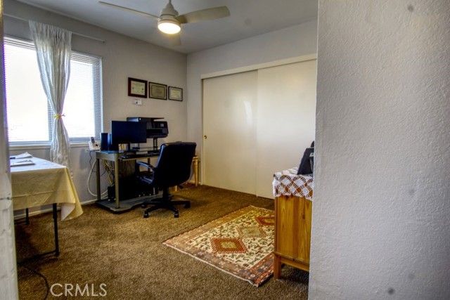 6367 Split Rock Avenue, 29 Palms CA: https://media.crmls.org/medias/1355422c-ef02-4a30-856b-4454e3e98c2f.jpg