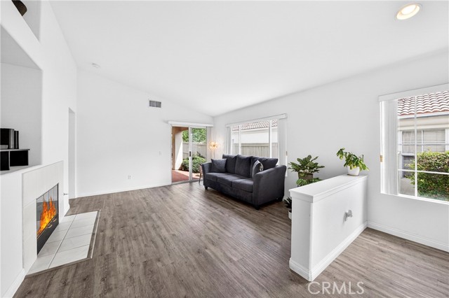 Detail Gallery Image 23 of 37 For 40644 Corte Albara, Murrieta,  CA 92562 - 2 Beds | 2 Baths