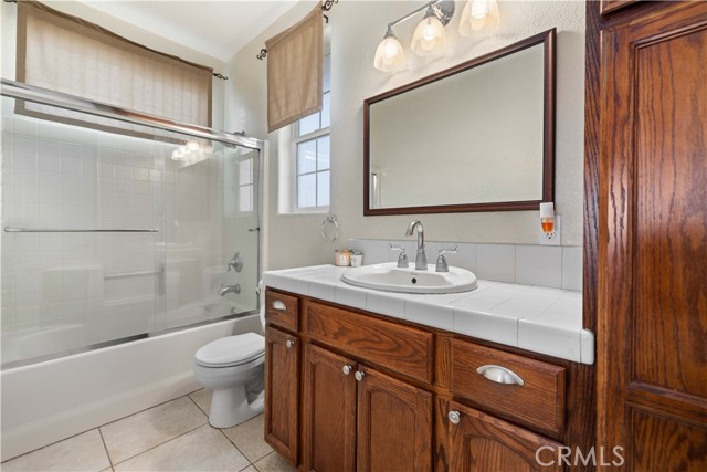 Detail Gallery Image 35 of 43 For 8045 W Avenue C10, Lancaster,  CA 93536 - 5 Beds | 3/1 Baths