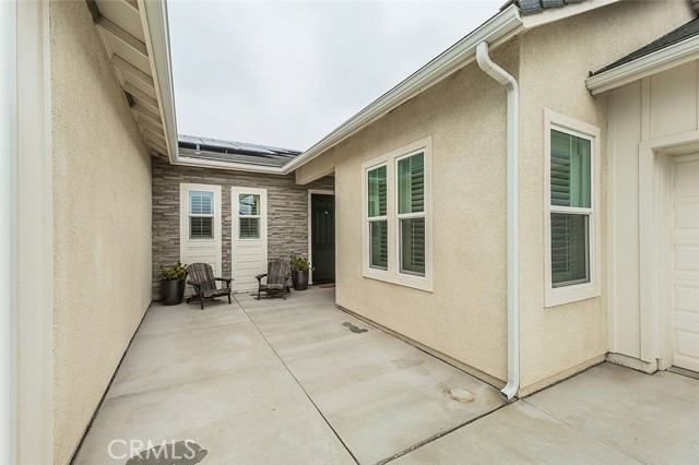 Detail Gallery Image 3 of 75 For 948 Beaver Pond, Madera,  CA 93636 - 4 Beds | 3/1 Baths