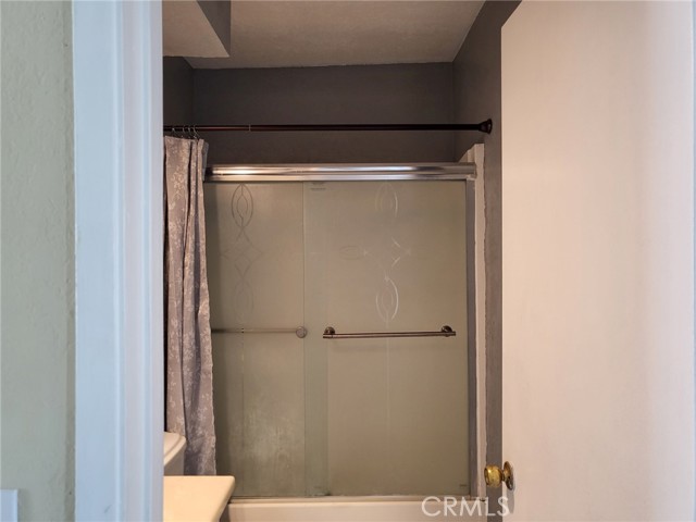 Detail Gallery Image 6 of 21 For 9119 Wakefield Ave #18,  Panorama City,  CA 91402 - 2 Beds | 2 Baths