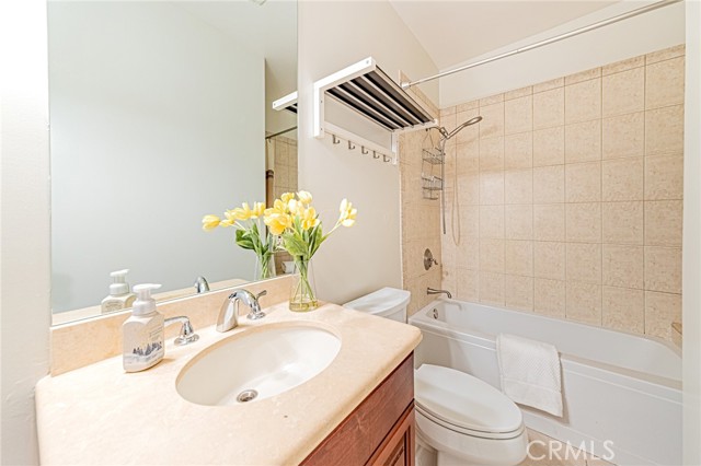 Detail Gallery Image 20 of 37 For 6939 Greeley St #112,  Tujunga,  CA 91042 - 3 Beds | 2/1 Baths