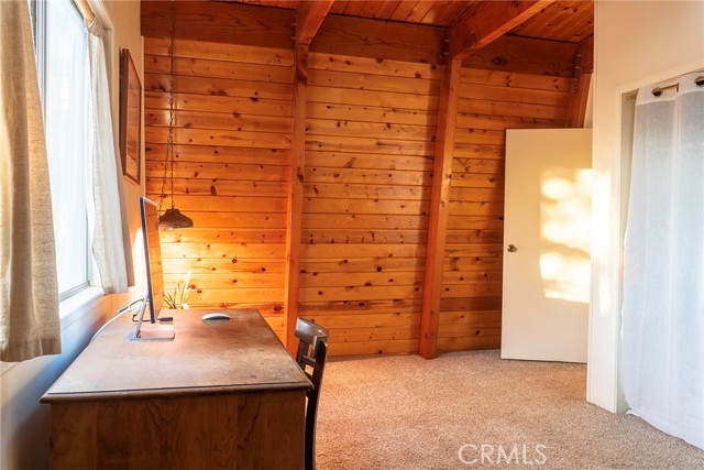 Detail Gallery Image 14 of 31 For 829 Hart Ln, Big Bear City,  CA 92314 - 2 Beds | 1/1 Baths