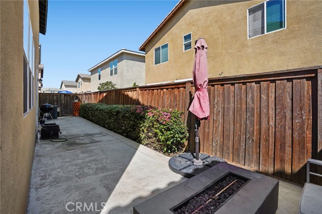 825 Sweetbay Lane, Los Angeles CA: https://media.crmls.org/medias/13585d3f-52b6-41be-992e-2d37ebd510f1.jpg