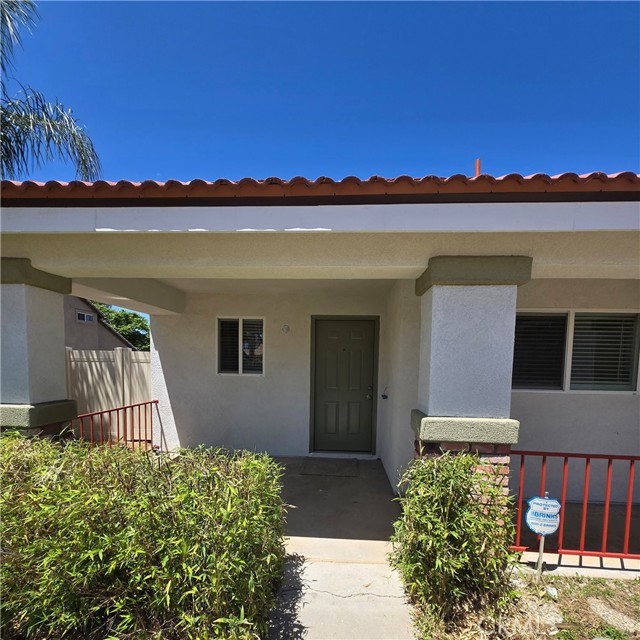 7784 Chanticleer Road, Highland CA: https://media.crmls.org/medias/1358ed5a-e421-49fe-b12f-ea0db0e3c25e.jpg