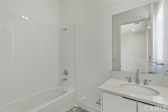 11919 Red Hawk Lane, Porter Ranch (los Angeles), California 91326, 4 Bedrooms Bedrooms, ,4 BathroomsBathrooms,Residential,For Sale,11919 Red Hawk Lane,CRSR25156292