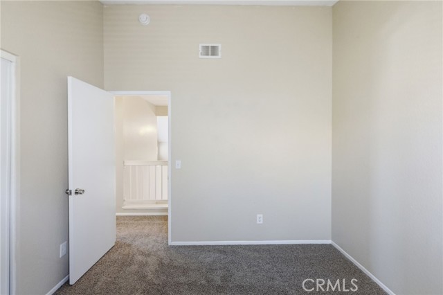 Detail Gallery Image 33 of 59 For 3152 Hampton, Palmdale,  CA 93551 - 3 Beds | 3 Baths