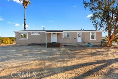 26279 Monroe Avenue, Murrieta CA: https://media.crmls.org/medias/135acb71-f8ba-44f5-866a-1eab126f49f0.jpg