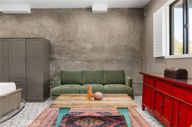 Detail Gallery Image 2 of 15 For 2211 1.2 Hyperion Ave #1/2,  Los Angeles,  CA 90027 - 0 Beds | 1 Baths