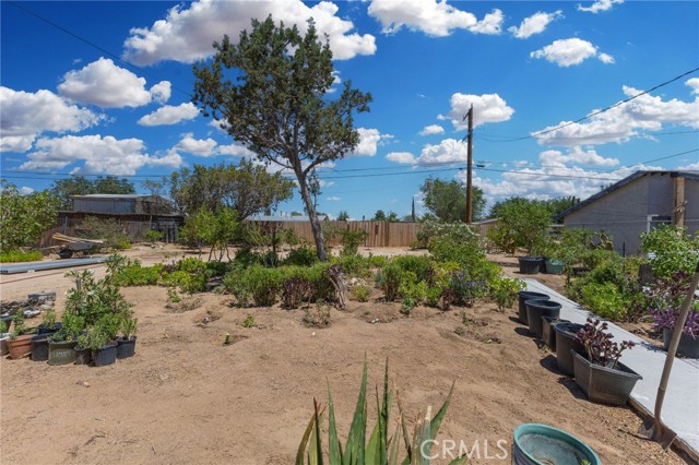 Detail Gallery Image 37 of 49 For 16116 Cajon, Hesperia,  CA 92345 - 2 Beds | 1/1 Baths