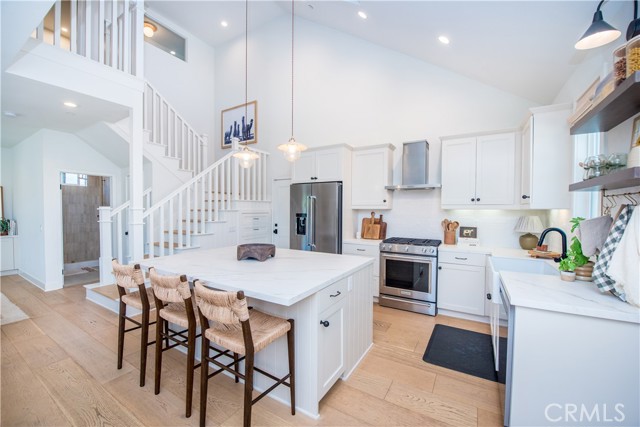 2065 Thurin Street, Costa Mesa CA: https://media.crmls.org/medias/135bfdd2-52f5-427f-9e33-c5634a75ca7f.jpg