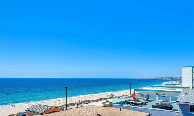 1724 Esplanade, Redondo Beach, California 90277, 3 Bedrooms Bedrooms, ,3 BathroomsBathrooms,Residential,Sold,Esplanade,SB23103083