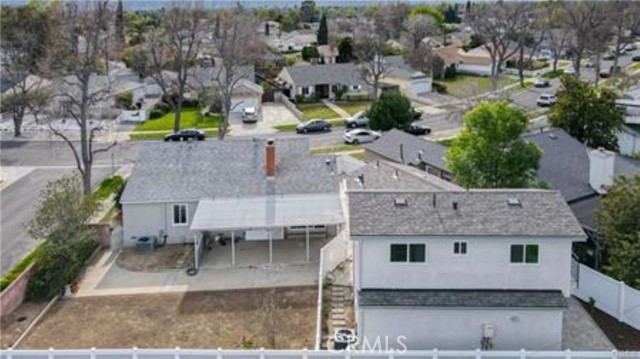 Detail Gallery Image 3 of 32 For 17023 Burton, Van Nuys,  CA 91406 - 4 Beds | 2 Baths