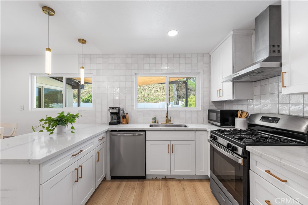 MLS #WS25152103 image #1