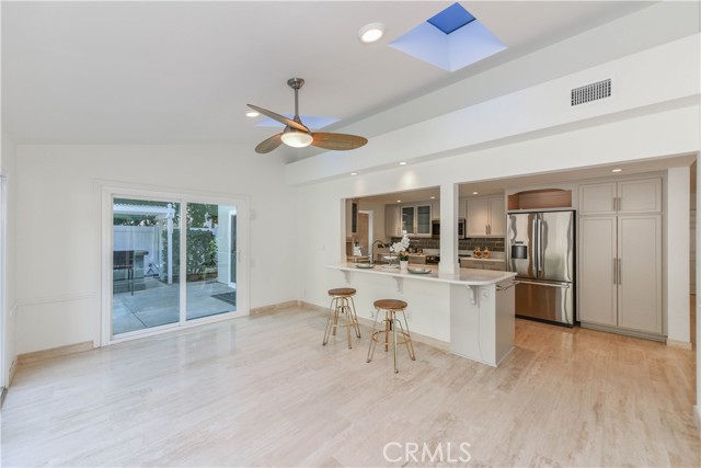 135df9ba 6b73 4724 89ba 1dfa4eeaf3e3