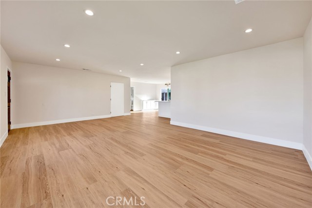Detail Gallery Image 5 of 43 For 1026 W Avenue J7, Lancaster,  CA 93534 - 4 Beds | 2 Baths