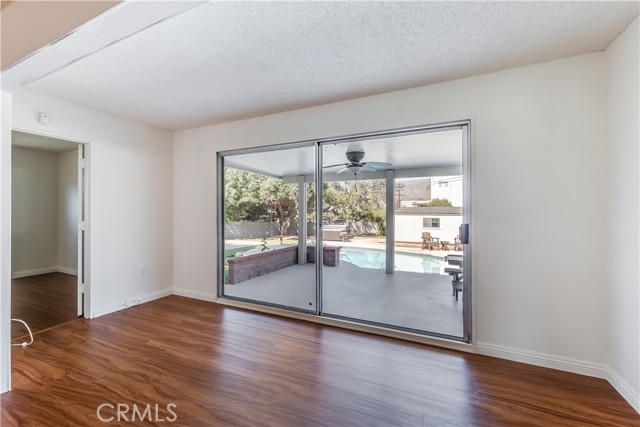 10382 Mather Avenue photo 6