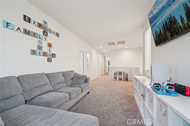 Detail Gallery Image 31 of 57 For 618 S Brampton Ln, Rialto,  CA 92376 - 4 Beds | 3 Baths