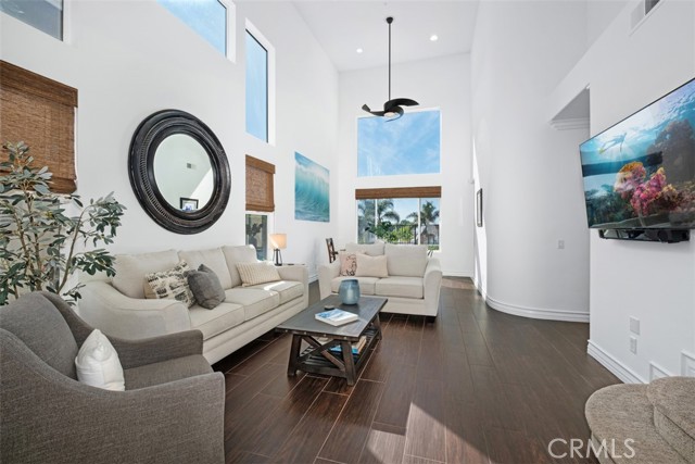 Detail Gallery Image 6 of 55 For 515 Avenida Ossa, San Clemente,  CA 92672 - 4 Beds | 3 Baths