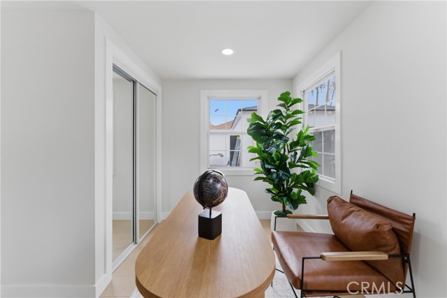 Detail Gallery Image 37 of 42 For 2010 Golden, Long Beach,  CA 90806 - 3 Beds | 2 Baths