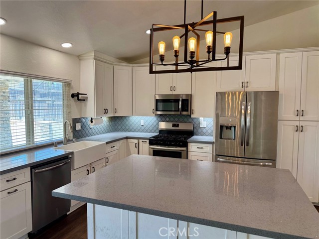 Detail Gallery Image 6 of 18 For 9931 Stafford St, Rancho Cucamonga,  CA 91730 - 3 Beds | 2 Baths