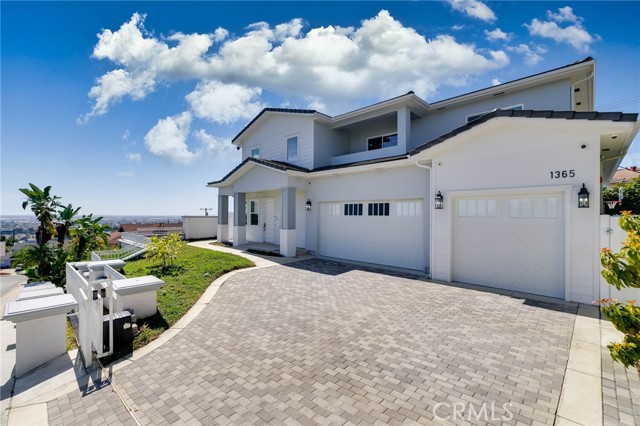 Detail Gallery Image 2 of 41 For 1365 Lightview St, Monterey Park,  CA 91754 - 4 Beds | 3/1 Baths