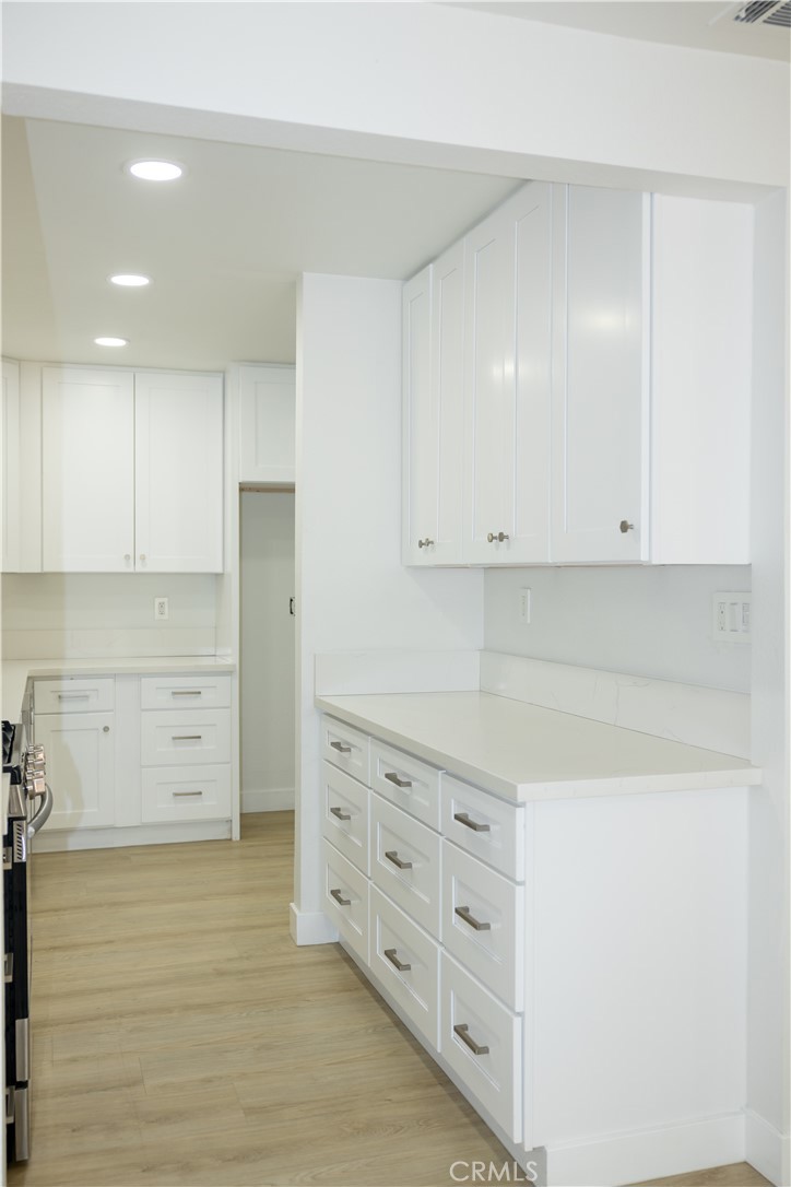 MLS #IV25233144 image #12