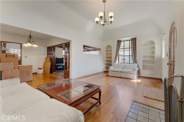 1194 Avoca Avenue, Pasadena CA: https://media.crmls.org/medias/1360ee80-5eed-4003-b886-4edf8d017115.jpg