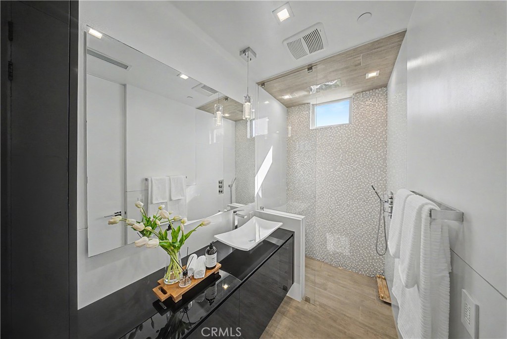 MLS #OC26129218 image #31