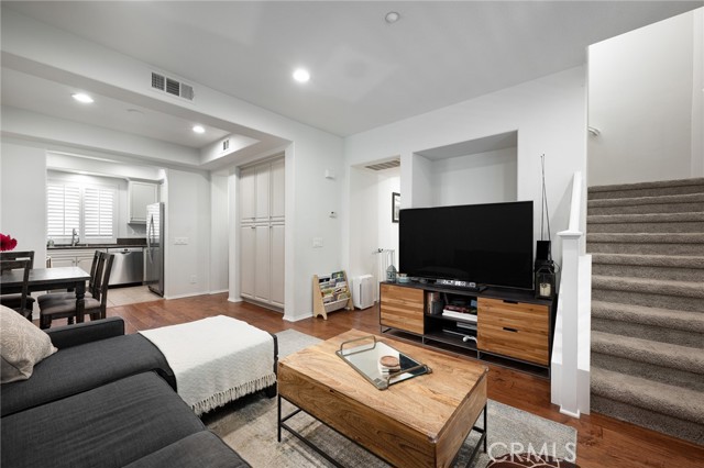 Front Image Thumbnail for CROC25277319