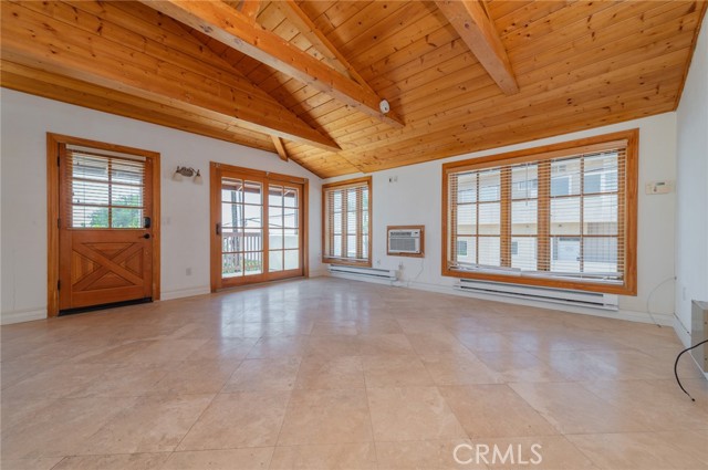 Front Image Thumbnail for CROC26062597