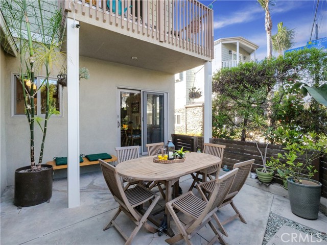 Detail Gallery Image 28 of 32 For 540 5th Pl, Manhattan Beach,  CA 90266 - 3 Beds | 2 Baths