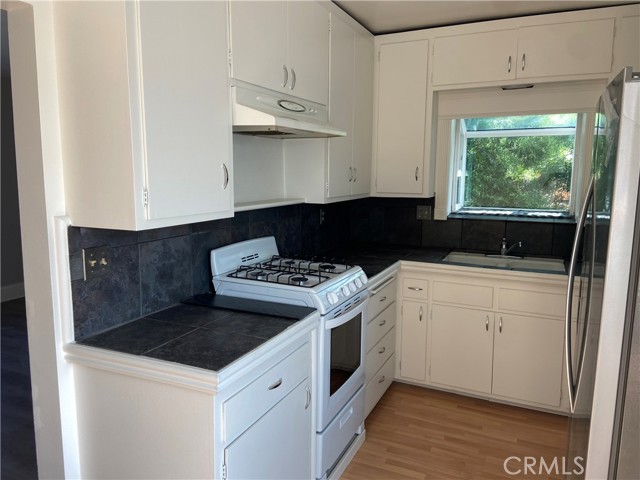 2 bedroom rental kitchen.