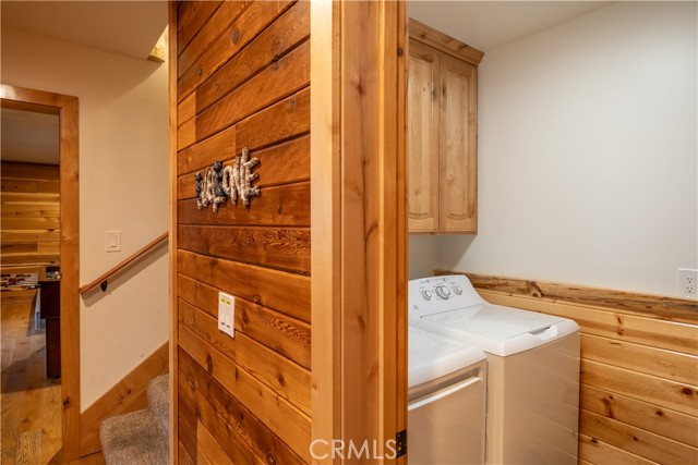 Detail Gallery Image 33 of 44 For 43451 Sheephorn Rd, Big Bear Lake,  CA 92315 - 6 Beds | 4/1 Baths