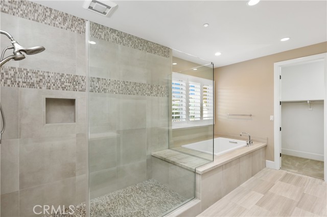 Detail Gallery Image 43 of 61 For 115 Candleglow, Irvine,  CA 92602 - 5 Beds | 5/1 Baths