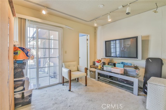 Detail Gallery Image 16 of 36 For 1315 Hillside, Pomona,  CA 91768 - 3 Beds | 2 Baths