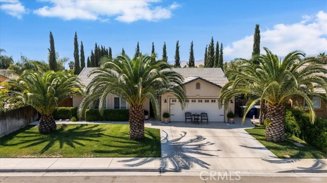 104 W Mariposa Street, Avenal CA: https://media.crmls.org/medias/13634bd8-4471-4506-b75a-017fa507074e.jpg