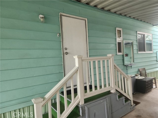 Image 3 of 23 For 10383 Larkin Road 50