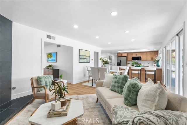 634 Pinehurst Avenue, Placentia CA: https://media.crmls.org/medias/1363e304-0110-4af7-aaea-d5cfe1f5006c.jpg