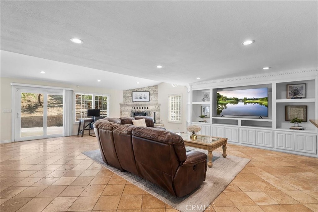 MLS #PW25242383 image #23