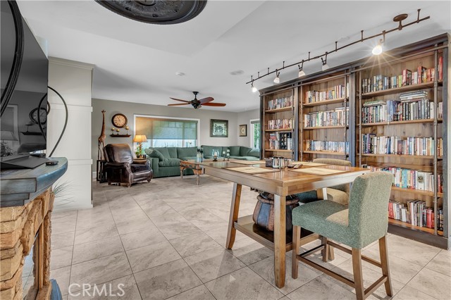 959 Rodeo, Fullerton CA: https://media.crmls.org/medias/13645a34-b910-4b63-8833-8edcbf311e1b.jpg