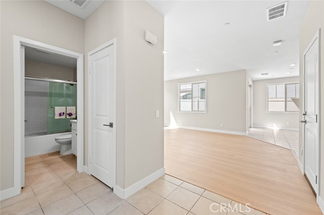 Detail Gallery Image 2 of 53 For 15 Greensboro Ct, Pomona,  CA 91766 - 5 Beds | 4 Baths