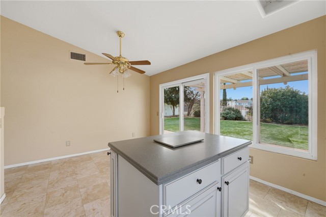 Detail Gallery Image 11 of 60 For 44953 Camino Alamosa, Temecula,  CA 92592 - 3 Beds | 2 Baths