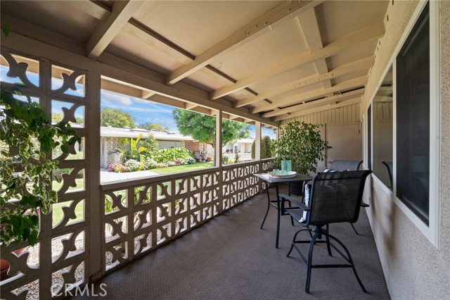 Detail Gallery Image 2 of 19 For 1761 Sunningdale Rd 50c,  Seal Beach,  CA 90740 - 2 Beds | 1 Baths