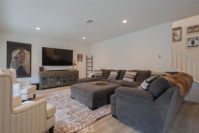 Detail Gallery Image 8 of 51 For 24155 Dusty Trail, Menifee,  CA 92587 - 4 Beds | 3/1 Baths