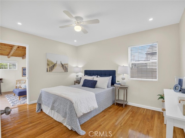 Image 27 of 43 For 3638 156th Street