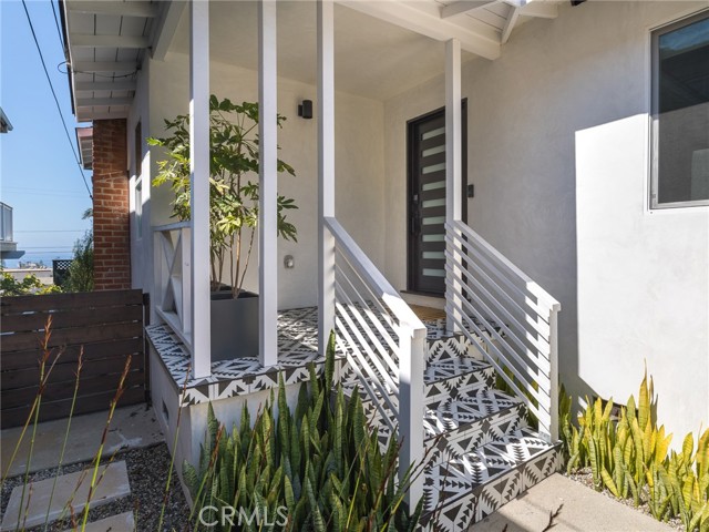 1865 Hillcrest Drive, Hermosa Beach, California 90254, 2 Bedrooms Bedrooms, ,1 BathroomBathrooms,Residential,Sold,Hillcrest Drive,SB22224763