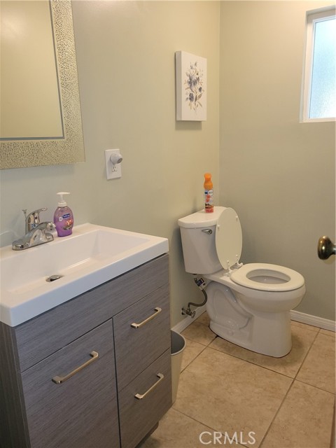 7161 N Atlantic Place, Long Beach CA: https://media.crmls.org/medias/13688c43-3c01-4bf1-a148-241598cea992.jpg