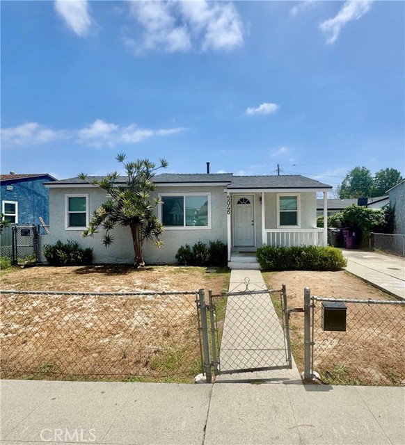 Detail Gallery Image 1 of 9 For 5046 Pacific Ave, Long Beach,  CA 90805 - 2 Beds | 1 Baths